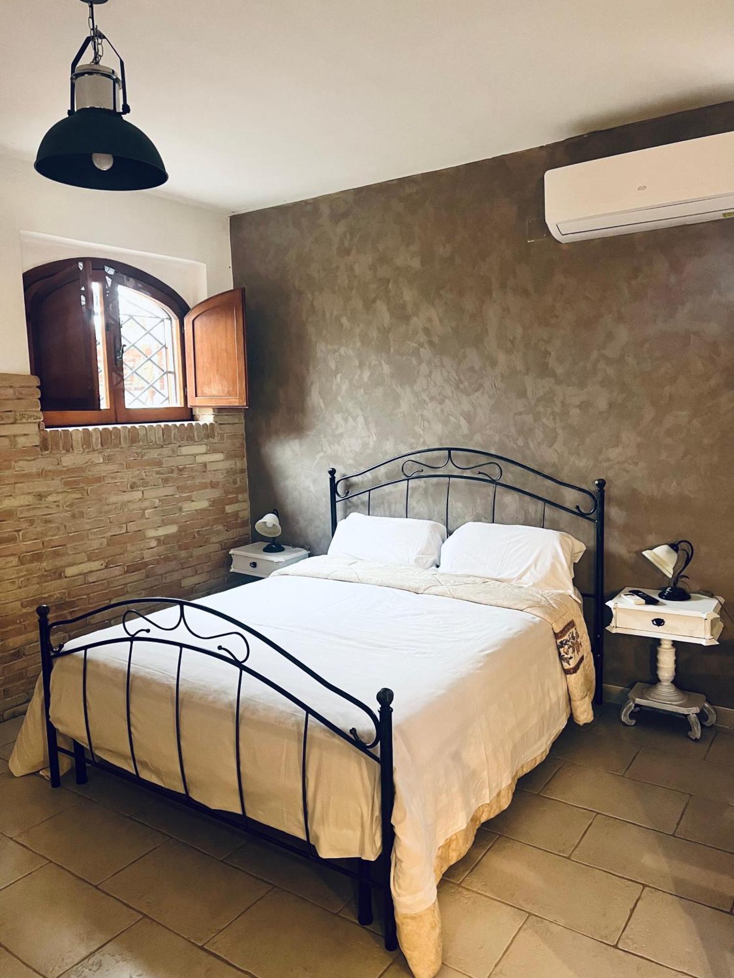 Villa Alberto Sulmona Buitenkant foto
