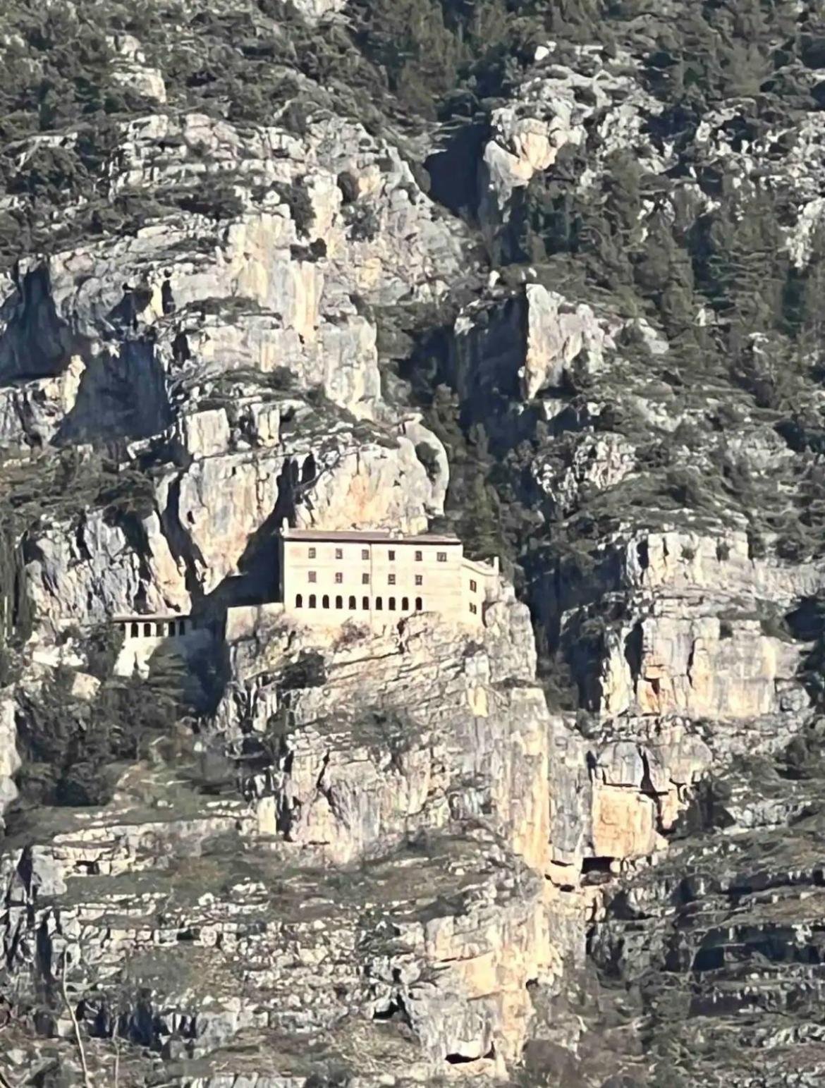 Villa Alberto Sulmona Buitenkant foto